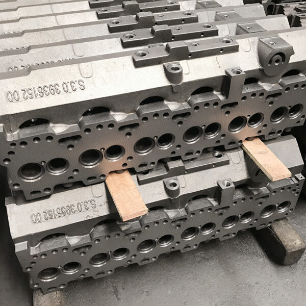 6ct Cylinder Head 34938632 3973493 3936180 - 图片 4