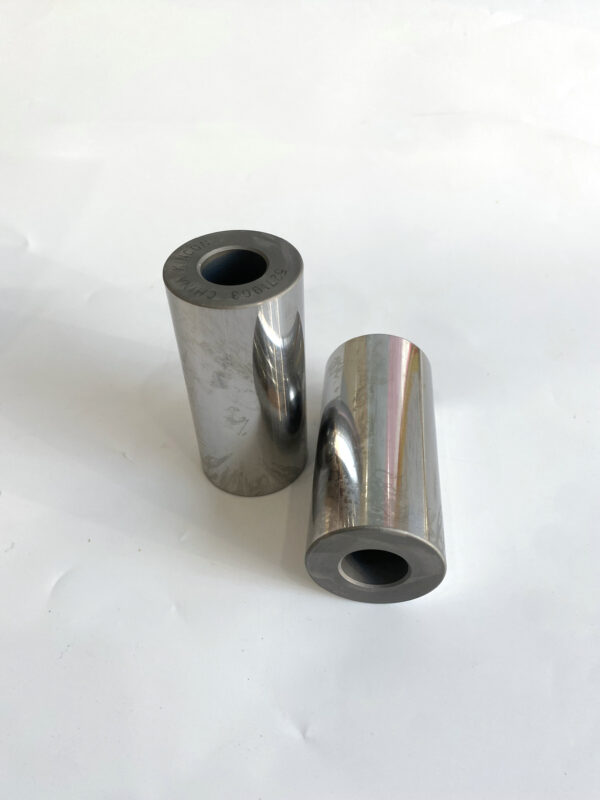 Foton Cummins ISF3.8 Engine Piston pin 5271963